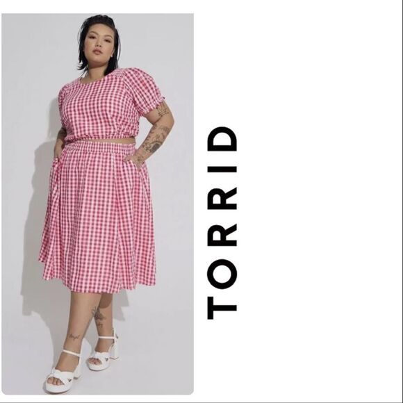 Torrid Pink Gingham Midi Seersucker Smocked Skirt, Cropped Top Set size 6X - Picture 1 of 5